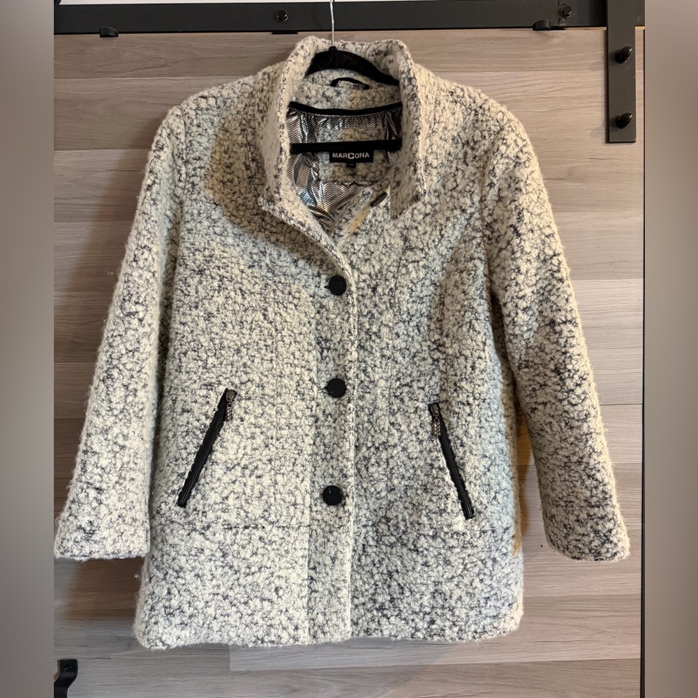 Marcona Grey and White Textured Bouclé Wool Blend Button Front Coat Size L
